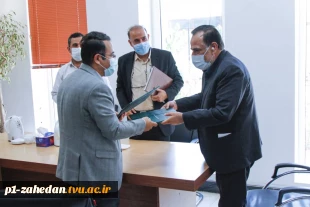 تفاهم نامه همکاری بین دانشگاه فنی حرفه ای استان سیستان و بلوچستان و   پارک علم وفناوری استان  

 2