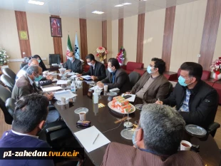 جلسه تطبیق رشته های موجود هنرستانها و مراکز دانشگاه فنی و حرفه ای استان 2
