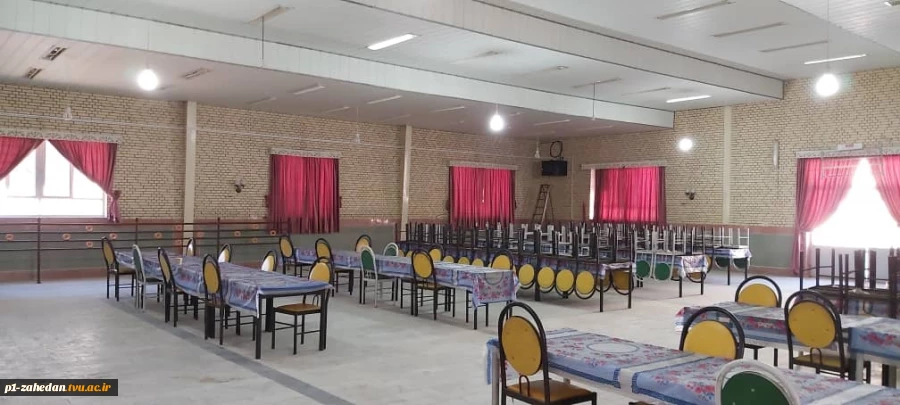 محیط آموزشکده شهید باهنر زاهدان 8