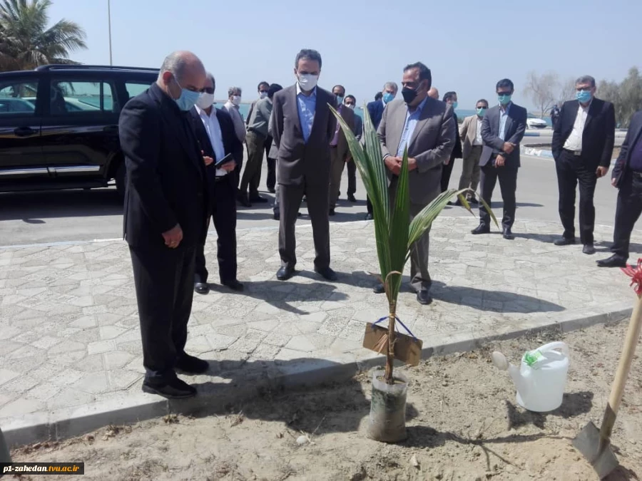 بازدید دکتر صالحی عمران از دانشگاه دریانوردی چابهار 5