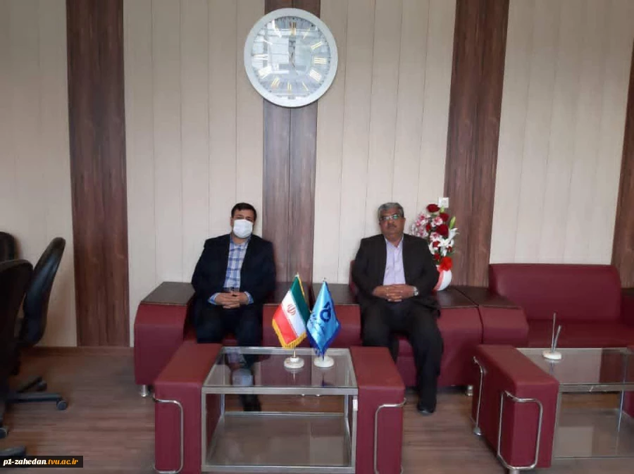 دیدار دبیر قرارگاه جهادی گام دوم وجهاد تبیین استان با رئیس دانشگاه فنی وحرفه ای 2
