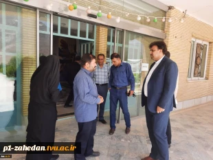 نشست صمیمی دکتر خسرویان با اساتید، کارکنان و دانشجویان آموزشکده فنی و حرفه‌ای خوانسار 4