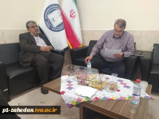 بازدید دکتر رضوانی  رییس مرکز نظارت وارزیابی دانشگاه  سیستان وبلوچستان به نمایندگی از طرف وزارت علوم به اتفاق دکتر محمدقاسمی رییس دانشگاه فنی وحرفه ای استان از  مکان وزمین  اموزشکده تازه تاسیس چابهار 4