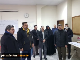 بازدید دکتر خسرویان و هیئت همراه از روند برگزاری امتحانات پایان ترم دانشکده فنی و حرفه‌ای دکتر شریعتی 4