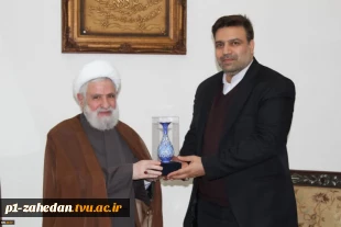 دیدار دکتر خسرویان با جمعی از چهره‌های علمی، فرهنگی و سیاسی کشور لبنان 5
