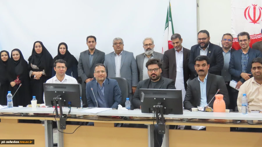 اولین جلسه تخصصی کنسرسیوم(توسعه اشتغال دانشجویان و دانش آموختگان) دانشگاه فنی وحرفه ای واحد استان سیستان وبلوچستان برگزار گردید. 2