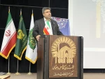 رئیس دانشگاه فنی و حرفه‌ای در مراسم افتتاح سی‌امین جشنواره فرهنگی ـ هنری دانشگاه در مشهد مقدس:
جشنواره‌های فرهنگی ـ هنری دانشجویی با محوریت قرآن پایه‌های اندیشه‌ها و نظریه‌های قرآنی در حوزه تمدنی را تقویت می‌کند
 2