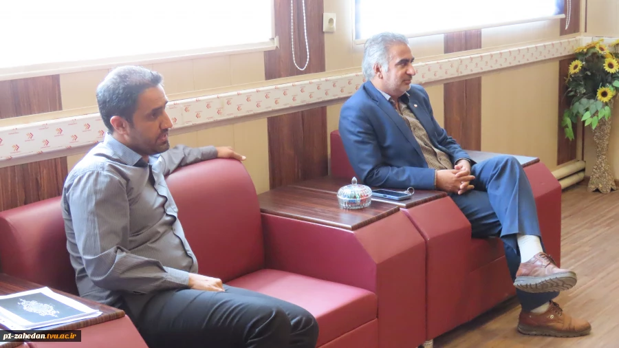 مدیر عامل صندوق پژوهش وفناوری پارک علم وفناوری استان با رئیس دانشگاه فنی وحرفه ای واحد استان سیستان وبلوچستان دیدار کرد 4