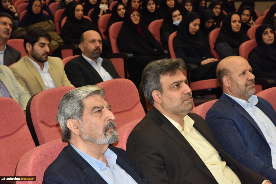 برگزاری جشن میلاد پرسرور نبی مکرم اسلام (ص) و امام صادق (ع) در دانشگاه فنی و حرفه‌ای 3