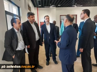 در سفر رئیس دانشگاه فنی و حرفه‌ای به کشور مالی صورت گرفت:
بازدید از محل تخصیصی برای تأسیس شعبه دانشگاه در مالی
 5