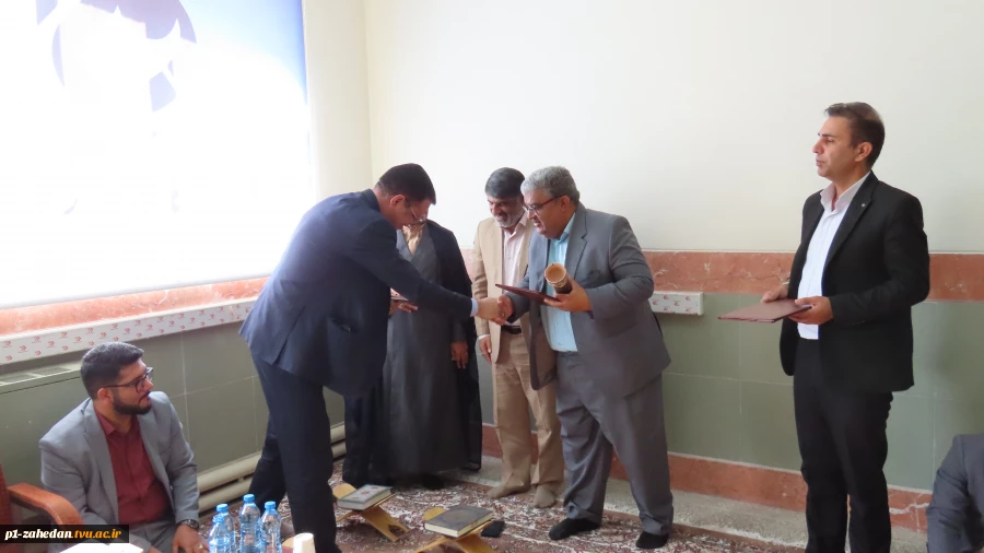با حضور قاریان کشوری و استانی محفل انس با قرآن در دانشگاه فنی و حرفه‌ای واحد استان سیستان و بلوچستان برگزار گردید  14