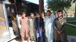 اهداء خون توسط کارکنان ودانشجویان دانشگاه فنی وحرفه ای واحد استان سیستان وبلوچستان 4