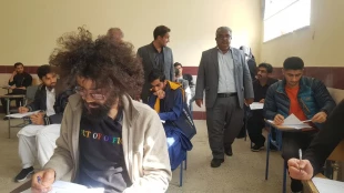 بازدید رئیس دانشگاه فنی وحرفه ای استان سیستان وبلوچستان از سالن امتحانات آموزشکده فنی وحرفه ای شهید باهنر زاهدان 2