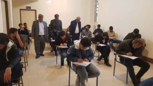 بازدید رئیس دانشگاه فنی وحرفه ای استان سیستان وبلوچستان از سالن امتحانات آموزشکده فنی وحرفه ای شهید باهنر زاهدان 4