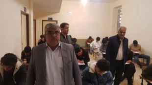 بازدید رئیس دانشگاه فنی وحرفه ای استان سیستان وبلوچستان از سالن امتحانات آموزشکده فنی وحرفه ای شهید باهنر زاهدان 8