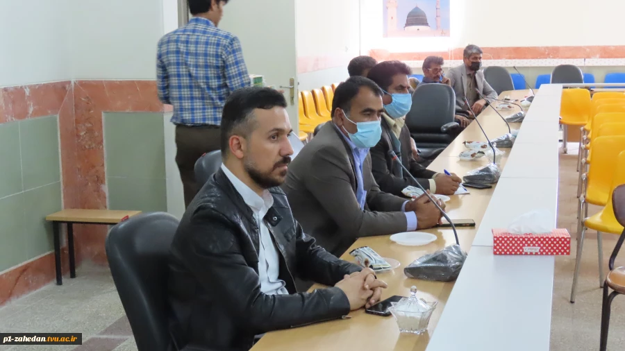 نشست بصیرتی جهاد تبیین با موضوع ((انتخابات و مشارکت حداکثری)) در دانشگاه فنی و حرفه‌ای واحد استان سیستان و بلوچستان 4