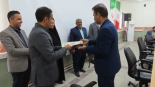 تجلیل از پژوهشگران برتر و فارغ التحصیلان کارآفرین دانشگاه فنی و حرفه‌ای استان سیستان و بلوچستان 16