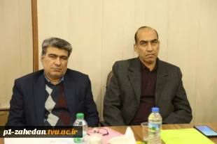 رئیس دانشگاه فنی و حرفه‌ای در گردهمایی تخصصی معاونین اداری و مالی و عاملین مالی دانشگاه:
یکی از مولودهای انقلاب اسلامی، دانشگاه‌های صاحب علم و ارزش مدار بود
 6