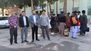 دومین کاروان زیارتی راهیان نور دانشگاه فنی و حرفه‌ای استان سیستان وبلوچستان به سمت مناطق عملیاتی جنوب کشور اعزام شد
 6