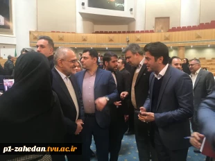 حضور رئیس دانشگاه فنی و حرفه‌ای کشور در مراسم اختتامیه جشنواره بین‌المللی خوارزمی و تقدیر از برگزیدگان 4