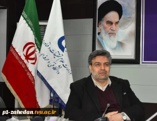 ملاقات عمومی رئیس دانشگاه فنی و حرفه‌ای و اعضای هیئت رئیسه با استادان، کارکنان و دانشجویان دانشگاه فنی و حرفه‌ای استان خوزستان 4