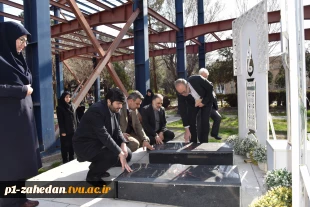 بازدید خانم دکتر حق‌جوی جوانمرد، رئیس مرکز توسعه فناوری‌های راهبردی معاونت علمی، فناوری و اقتصاد دانش‌بنیان ریاست جمهوری و دکتر محمدعلی‌نژاد، معاون فناوری و نوآوری وزیر علوم از کارگاه‌ها، تجهیزات و امکانات آموزشی دانشکده فنی و حرفه‌ای ولی عصر (عج) 5