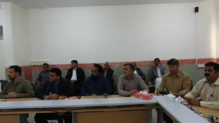 دیدار رئیس دانشگاه فنی و حرفه ای واحد استان سیستان و بلوچستان با کارکنان دانشگاه 10