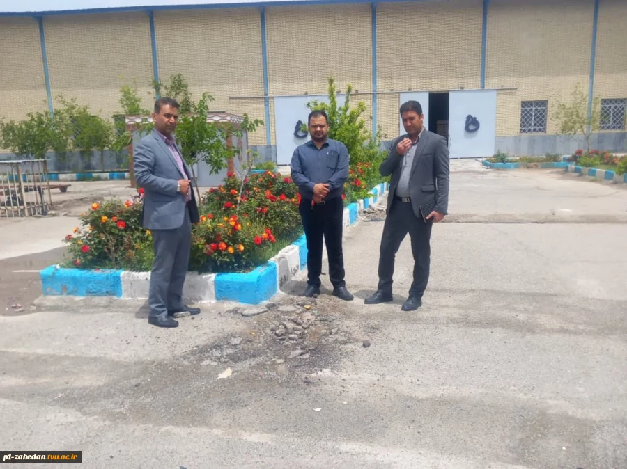 حضور سرپرست اداره کل دانشجویی دانشگاه فنی وحرفه ای کشور در بین دانشجویان آموزشکده فنی و حرفه ای شهید عارفی زاهدان 2