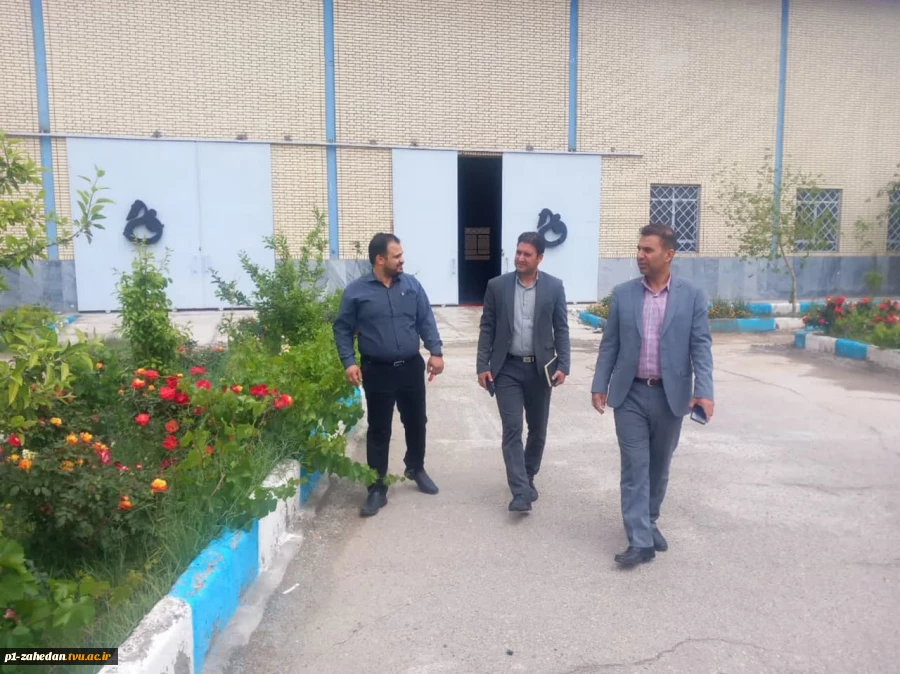 حضور سرپرست اداره کل دانشجویی دانشگاه فنی وحرفه ای کشور در بین دانشجویان آموزشکده فنی و حرفه ای شهید عارفی زاهدان 5