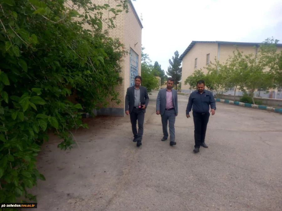حضور سرپرست اداره کل دانشجویی دانشگاه فنی وحرفه ای کشور در بین دانشجویان آموزشکده فنی و حرفه ای شهید عارفی زاهدان 10