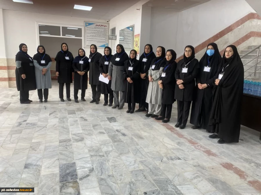 بازدید رئیس دانشگاه فنی و حرفه ای استان  سیستان وبلوچستان از حوزه آزمون سراسری ۱۴۰۳ 10