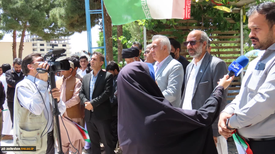 تجمع دانشگاهیان دانشگاه فنی وحرفه ای استان سیستان وبلوچستان در حمایت از خیزش دانشجویان در آمریکا 9
