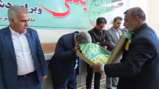 به مناسبت دهه ی کرامت  پرچم گنبد امام رضا (ع) در دانشگاه فنی و حرفه ای واحد استان سیستان وبلوچستان مورد زیارت و استقبال قرار گرفت. 2