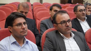 مدیر‌کل حوزه ریاست، روابط‌عمومی و هماهنگی امور استان‌ها:
بهره‌مندی از ابزار هوشمند در حیطه فعالیت‌های روابط عمومی امری اجتناب‌ناپذیر است
 9