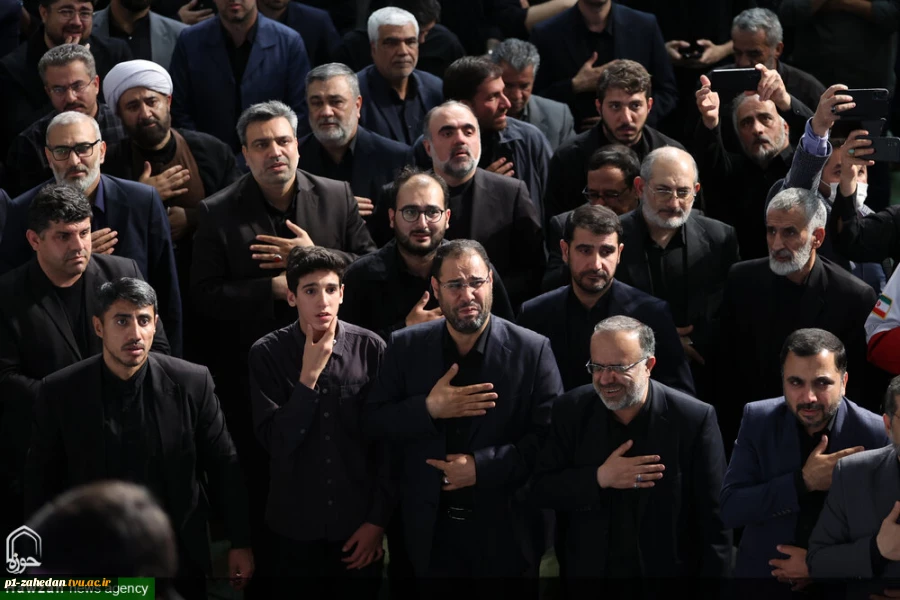 وداع دانشگاهیان دانشگاه فنی و حرفه‌ای در استان تهران با پیکر شهدای سانحه سقوط بالگرد 4