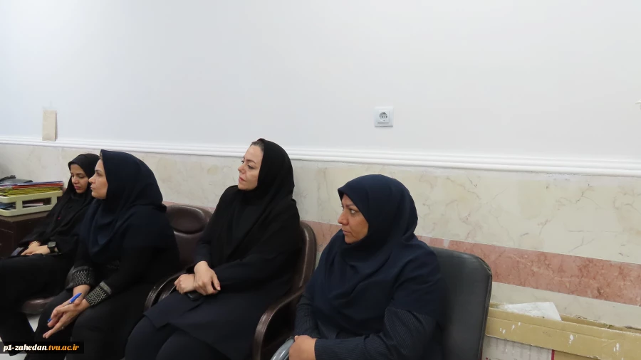 کمیته درآمد زایی در آموزشکده دختران زاهدان به ریاست دکتر محمدقاسمی ریاست دانشگاه فنی و حرفه ای واحد استان سیستان و بلوچستان برگزار شد. 7