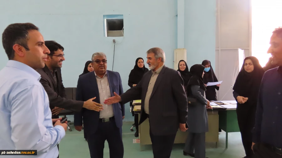بازدیدهیئت نظارت و ارزیابی دانشگاه سیستان وبلوچستان به همراه ریاست دانشگاه فنی و حرفه واحد استان سیستان و بلوچستان از حوزه های امتحانی دانشگاه  3