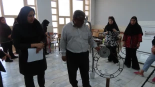 بازدید ریاست دانشگاه ملی مهارت واحد استان سیستان و بلوچستان از نمایشگاه حجم سازی و عکاسی دانشجویان 9
