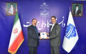 با حضور دکتر زمانی، سرپرست دانشگاه ملی مهارت؛
آیین تکریم و معارفه دو معاونت فرهنگی و دانشجویی و پژوهش و فناوری، همچنین مدیریت دفتر نظارت، ارزیابی و تضمین کیفیت دانشگاه برگزار شد 8