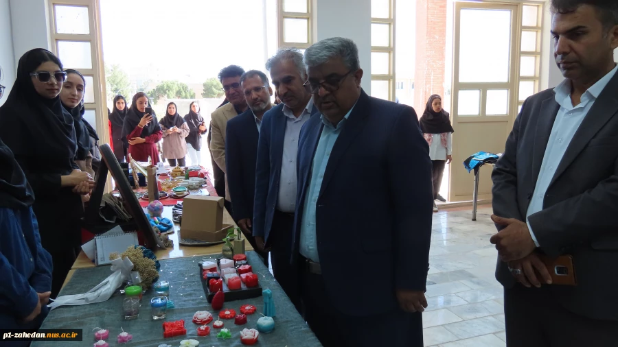 برگزاری جشنواره کار آفرینی در آموزشکده ملی مهارت دختران زاهدان  3