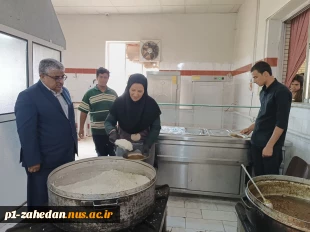 بازدید دکتر محمدقاسمی ریاست دانشگاه ملی مهارت واحد استان سیستان و بلوچستان از سلف سرویس و آشپزخانه مرکزی دانشگاه  6