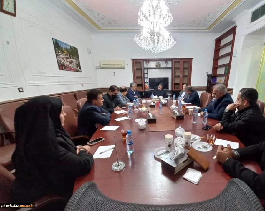 سرپرست دانشگاه ملی مهارت در جلسه شورای اداری دانشگاه واحد استانی سیستان و بلوچستان:
جذب هیئت علمی با اولویت بومی‌پذیری در دستور کار دانشگاه ملی مهارت قرار دارد 2