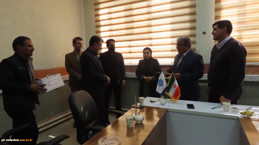 به مناسبت روز حسابدار از  اساتید رشته حسابداری و همکاران حوزه مالی وحسابداری دانشگاه ملی مهارت واحد استان سیستان وبلوچستان تقدیر بعمل آمد. 13