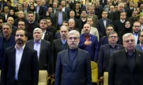 در هفته پژوهش و فناوری با حضور دکتر زمانی:
تجلیل از پژوهشگر برتر دانشگاه ملی مهارت در بیست و پنجمین جشنواره تجلیل از پژوهشگران، فناوران و نوآوران برگزیده کشور 7