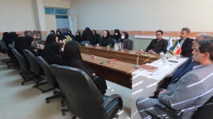 دکتر محمد قاسمی: از مهمترین فعالیتهای فرهنگی و تربیتی در دانشگاه تبیین بیش از پیش جنبه های شخصیتی حضرت فاطمه زهرا (س) برای دانشجویان بویژه دانشجویان دختر است . 6
