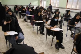 بازدید سرپرست مرکز نظارت، ارزیابی و تضمین کیفیت و مشاور رئیس دانشگاه از روند امتحانات در دانشکده ولی عصر(عج) 3