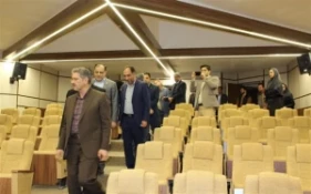 همزمان با ایام الله دهه مبارک فجر و با حضور ریاست دانشگاه ملی مهارت صورت گرفت:
افتتاح و بهره برداری از سالن همایش مرکز رشد دانشکده شهید چمران - واحد استانی کرمان 3