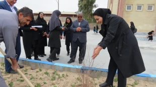 باحضورمسئولین و دانشجویان دانشگاه فنی و حرفه ای استان کرمانشاه برگزار شد :
 کاشت نهال به مناسبت روز درختکاری و آغاز هفته منابع طبیعی
 4
