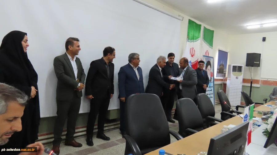 برگزاری اولین  جلسه شورای اداری  سال 1404 8