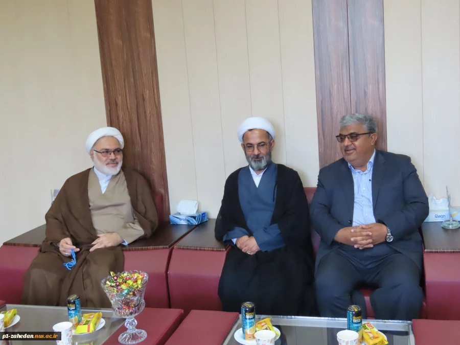 جلسه انسان شناسی در اندیشه امام خمینی(ره) با حضور دکتر لکزایی 2